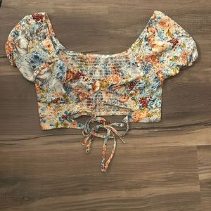 Floral print cropped blouse